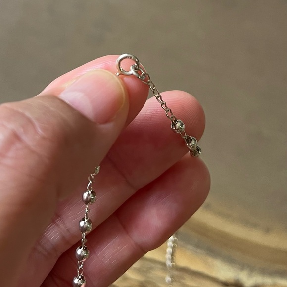 Medium 0.925 Sterling Silver Rosary necklace 4 mm
13 1/4 “ long approximately - Picture 11 of 11